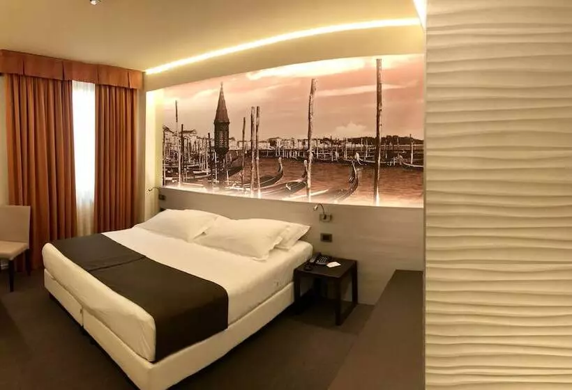 スーペリアールーム, Antony Hotel   Venice Airport