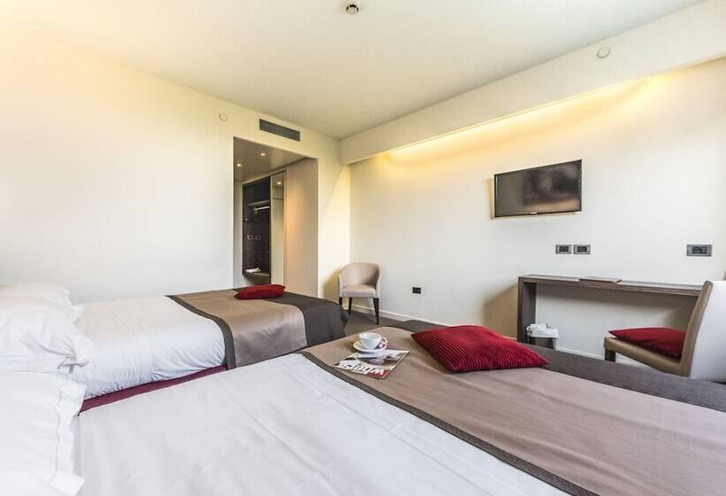 חדר סופריור לשלושה, Antony Hotel   Venice Airport