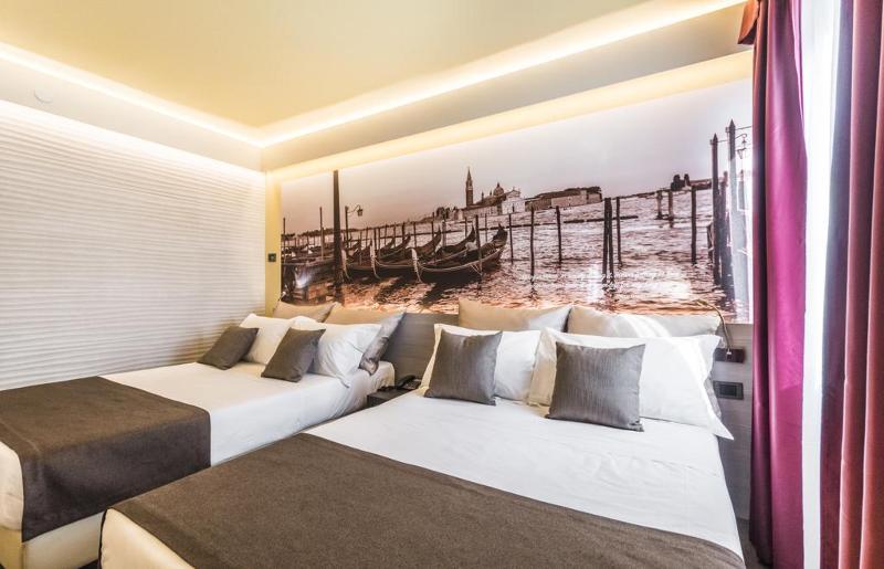 סוויטה משפחתית מוזלת, Antony Hotel   Venice Airport