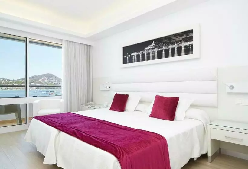 اتاق استاندارد با چشم‌انداز دریا, Argos Ibiza