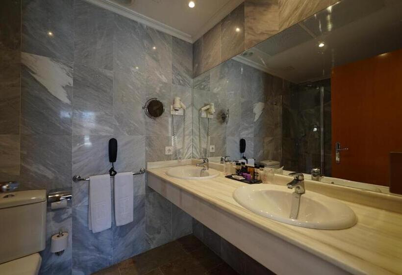 اتاق استاندارد, Artmadams