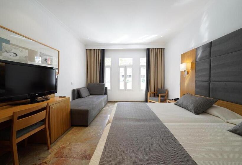 اتاق استاندارد سه نفره, Artmadams