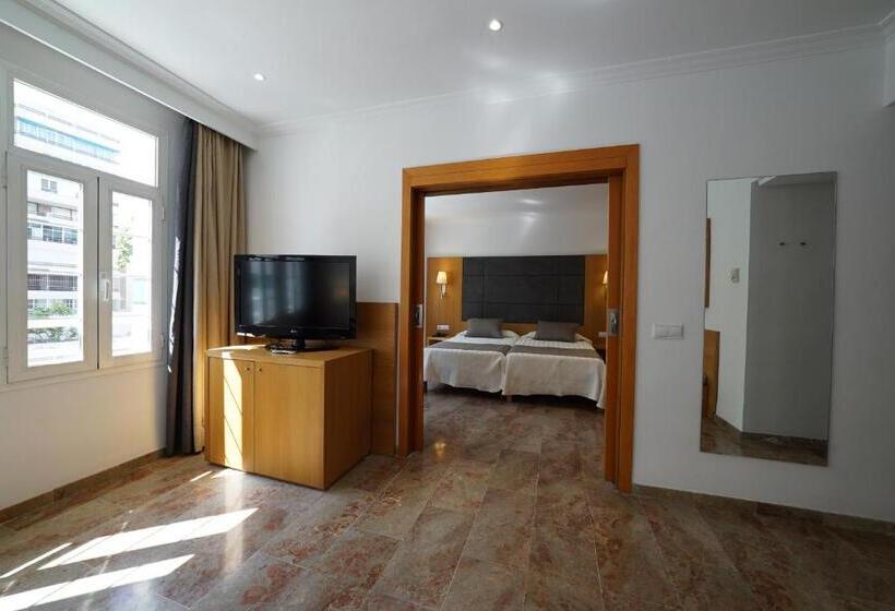 اتاق استاندارد چهار تخته, Artmadams