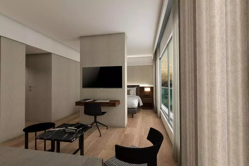 Junior Suite King Bed
