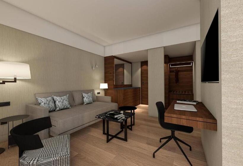 주니어 스위트 킹사이즈 침대, Athens Marriott