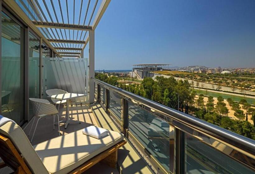 جناح جونيور سرير كينج, Athens Marriott