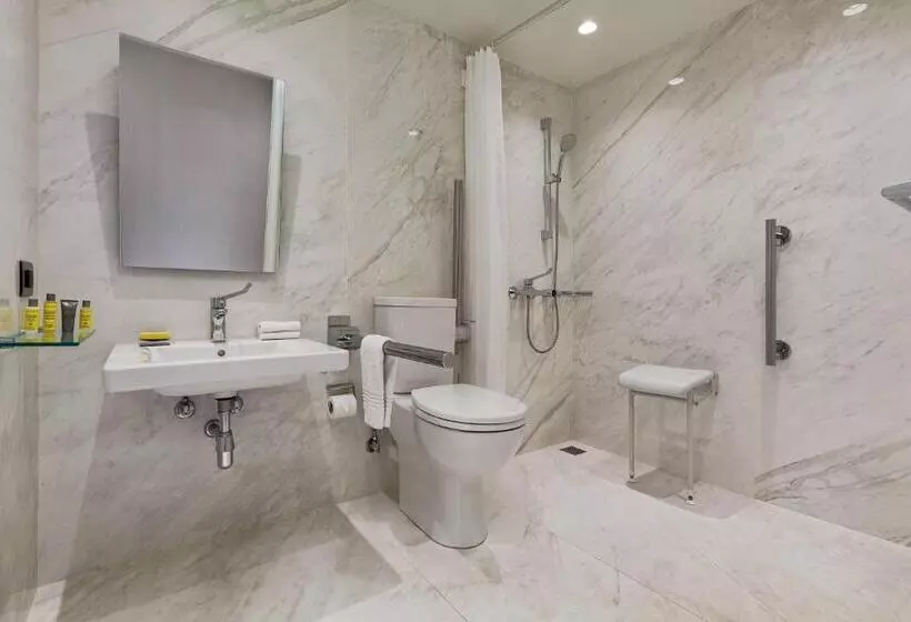 インサイドのスーペリアルーム, Athens Marriott