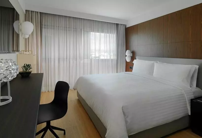 スイート, Athens Marriott