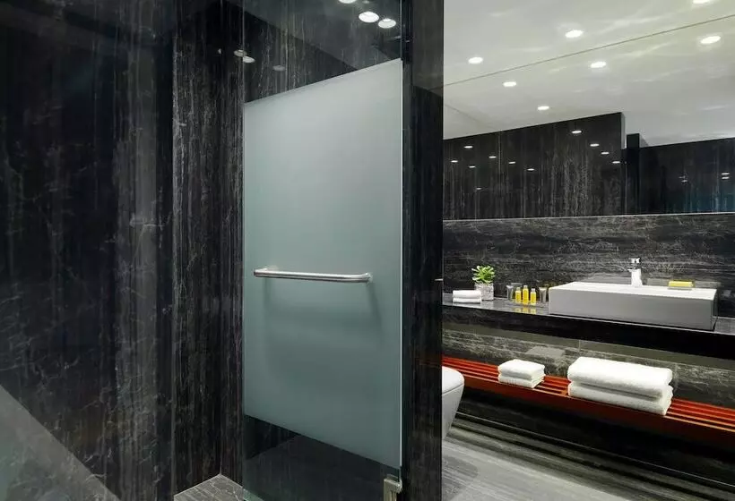 スイート, Athens Marriott