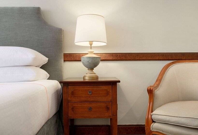 Номер Стандарт, Avenue Louise Brussels Trademark Collection By Wyndham