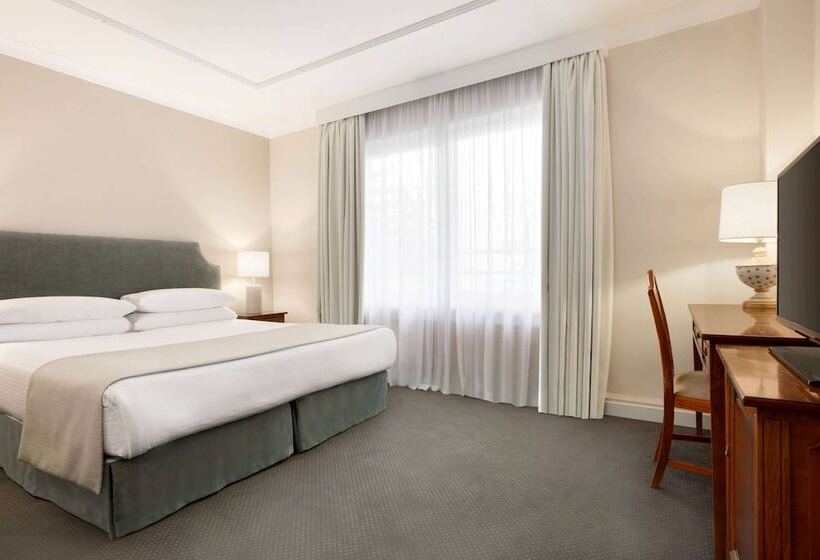 Standardrum, Avenue Louise Brussels Trademark Collection By Wyndham