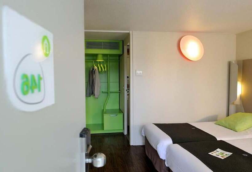 스탠다드 룸 더블 침대, Campanile Château Thierry