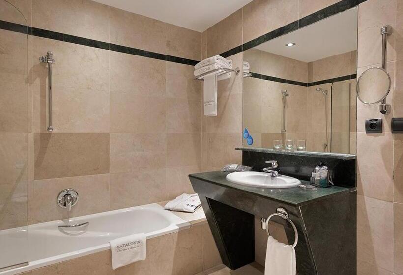 اتاق پرمیوم, Catalonia Puerta Del Sol