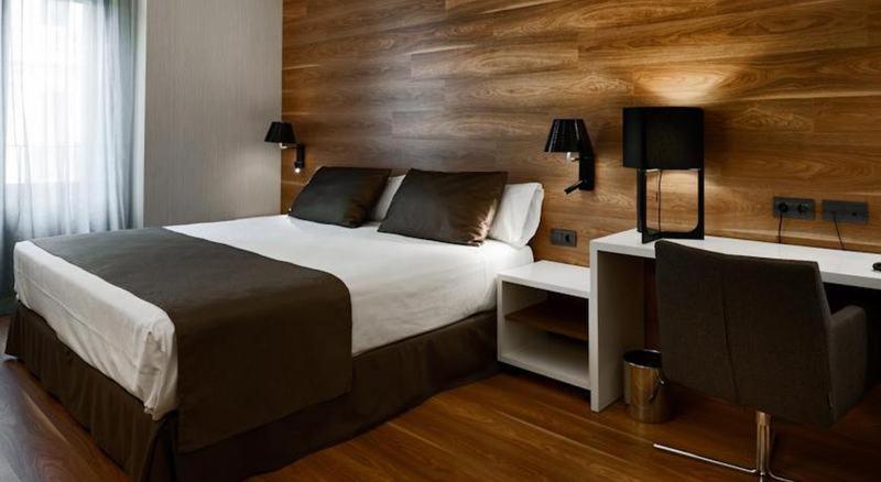 اتاق استاندارد, Catalonia Puerta Del Sol