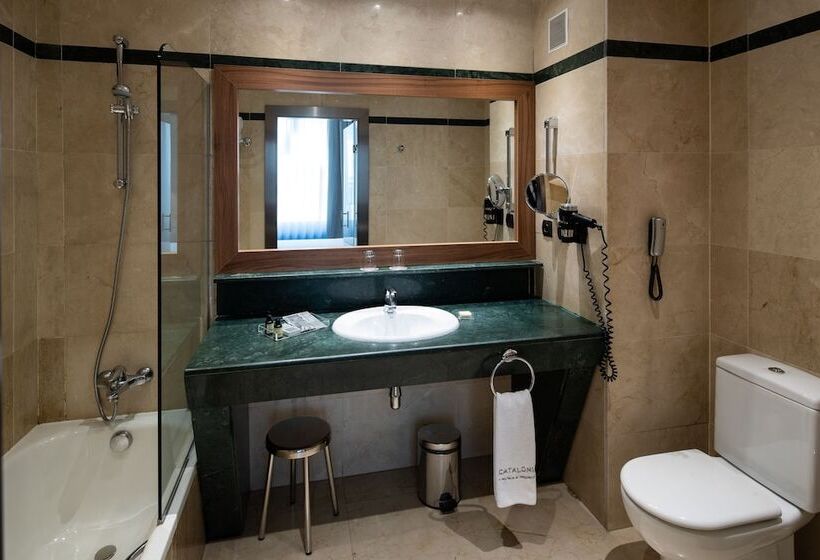 اتاق خانوادگی, Catalonia Puerta Del Sol