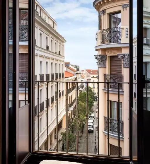 プレミアムルーム, Catalonia Puerta del Sol