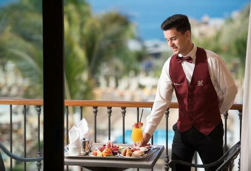 시니어 스위트, Gf Gran Costa Adeje