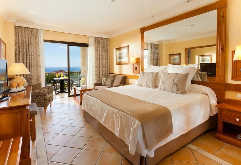 Люкс Сеньор, Gf Gran Costa Adeje