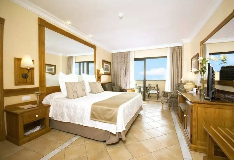 سوئیت سینیور, Gf Gran Costa Adeje