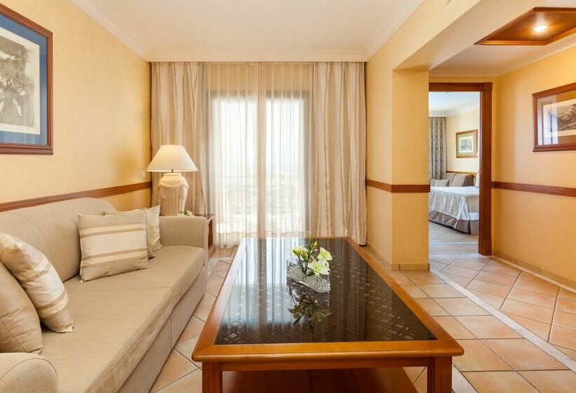 시니어 스위트, Gf Gran Costa Adeje