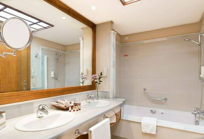 시니어 스위트, Gf Gran Costa Adeje