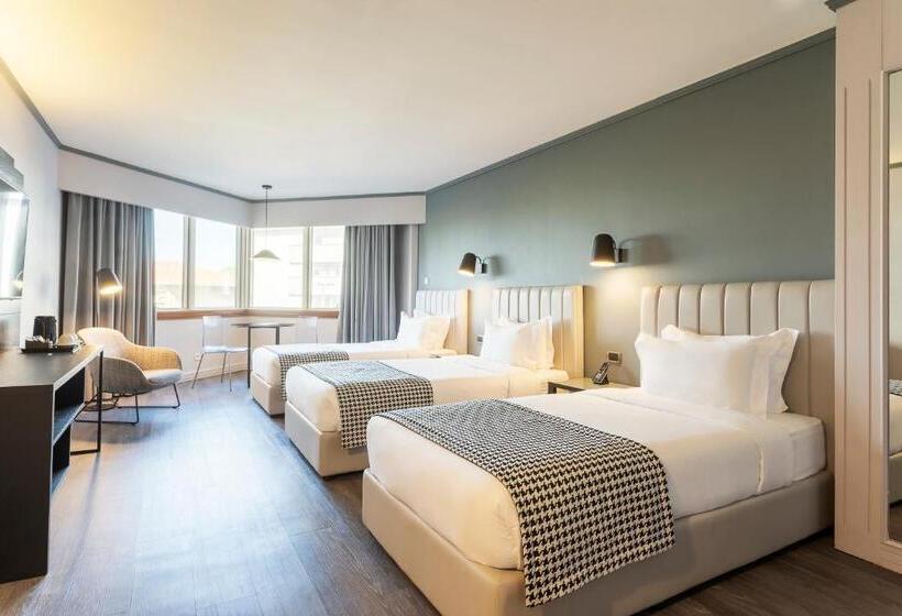 Comfort Kolmen Hengen Huone, Hf Fenix Porto