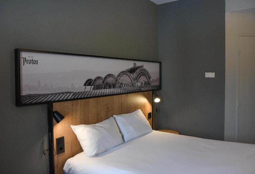 Номер Стандарт, Ibis Valladolid