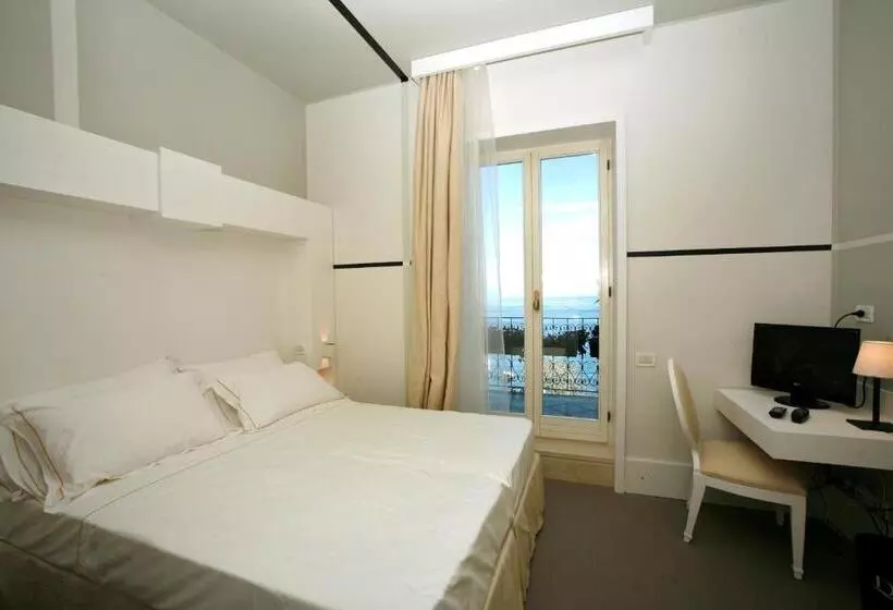 اتاق لوکس خانوادگی, Piccolo Portofino