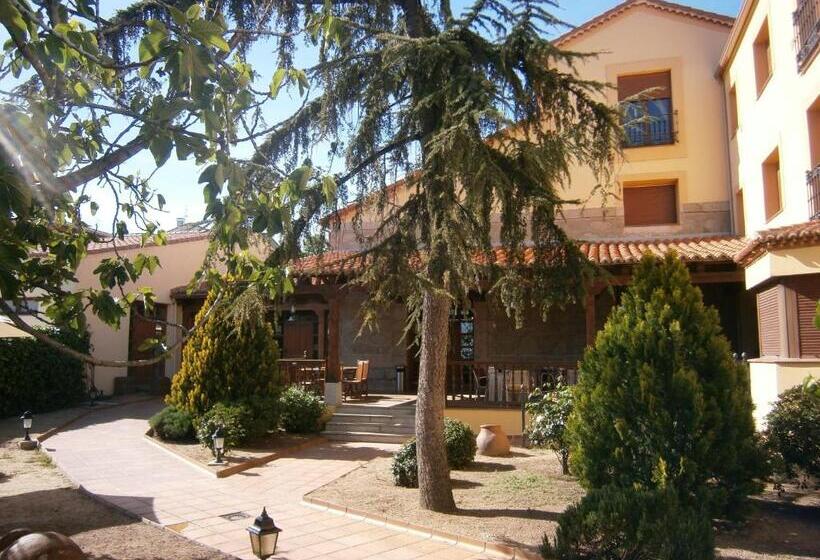 Семейный Номер, El Castrejon
