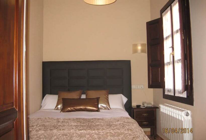 غرفة قياسية فردية, Entremontes