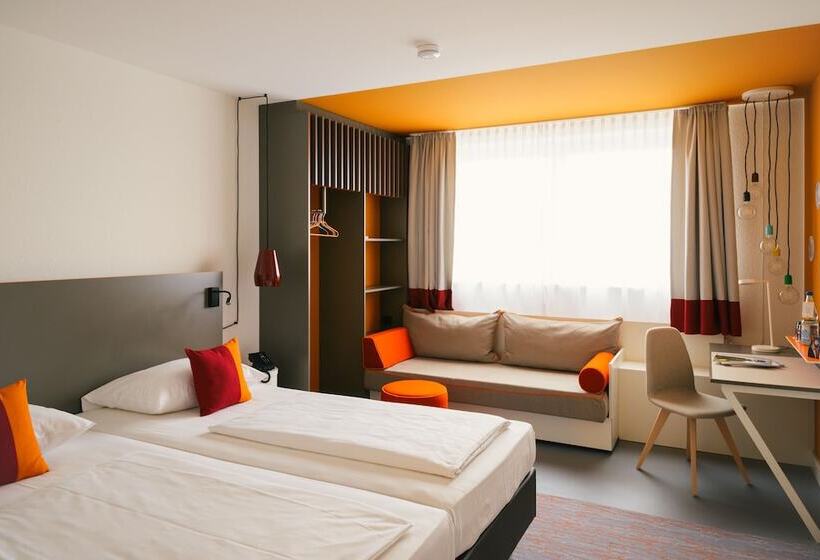 غرفة قياسية مزوَّدة بصالون, Vienna House Easy By Wyndham Amberg