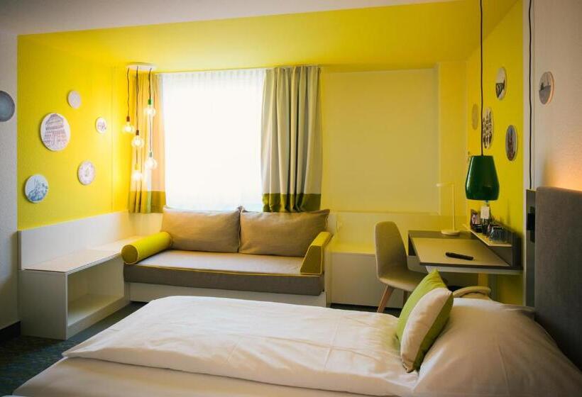 غرفة قياسية مزوَّدة بصالون, Vienna House Easy By Wyndham Amberg