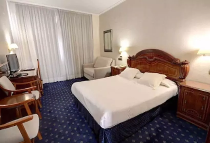 スタンダードルーム, Vila Real Palace
