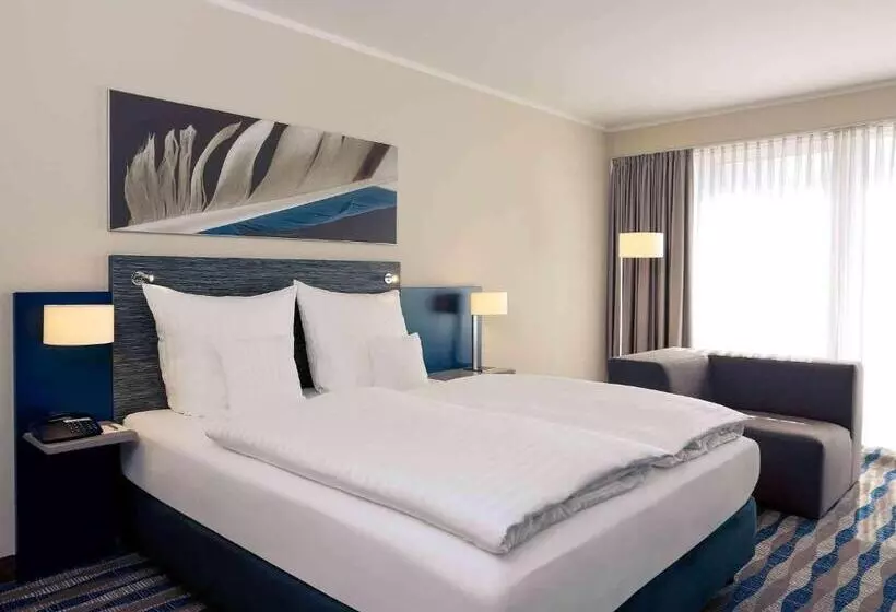Standard Yhden Hengen Huone, Mercure Hotel Am Entenfang Hannover