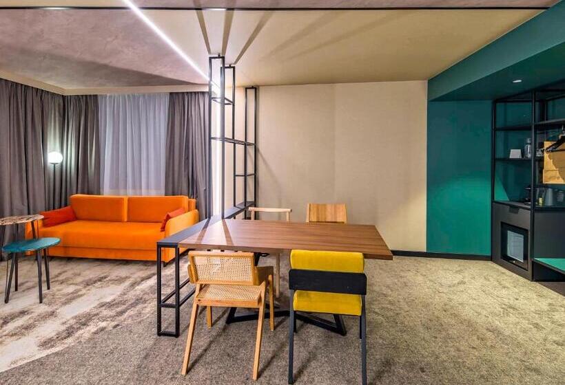 スイート, Novotel Krakow Centrum