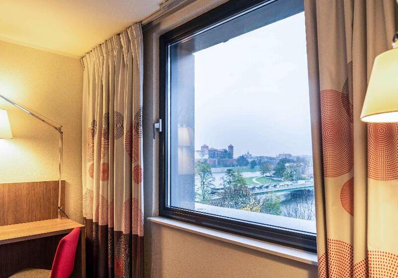 クイーンサイズベッドのエクゼクティブルーム, Novotel Krakow Centrum