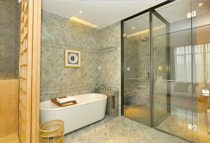 סוויטה, Holiday Inn Dalian Hot Spring, An Ihg