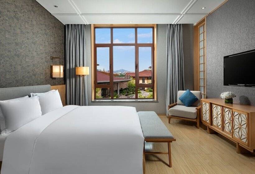 סוויטה, Holiday Inn Dalian Hot Spring, An Ihg