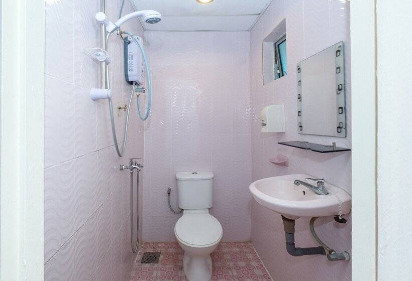 Suíte Familiar, Oyo 89984 Noris Wang Homestay