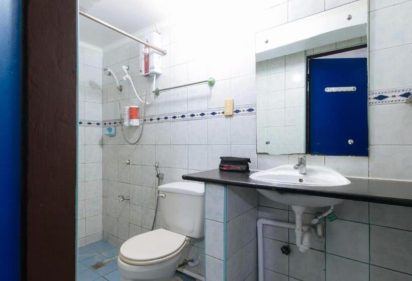 غرفة عائلية, Reddoorz Plus At Lagoon Resort Zambales