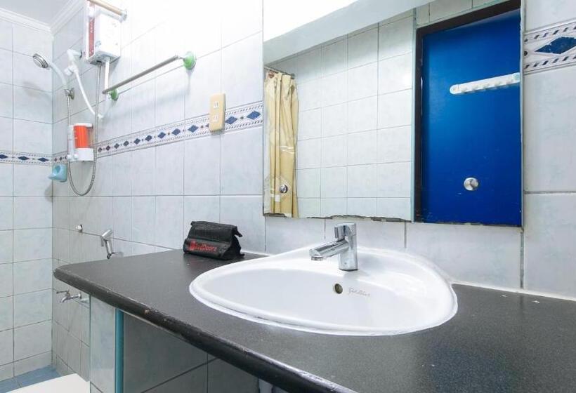 غرفة عائلية, Reddoorz Plus At Lagoon Resort Zambales