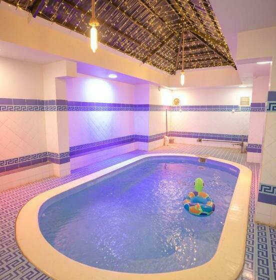 וילה עם חדר שינה אחד ובריכת שחיה, Yar Furnished Apartments