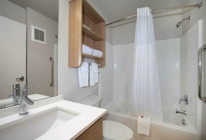 장애인을 위한 스탠다드 룸, Microtel Inn & Suites By Wyndham Loveland