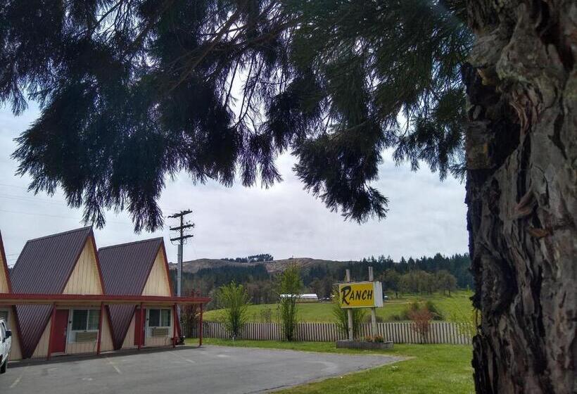 غرفة ديلوكس, The Ranch Motel