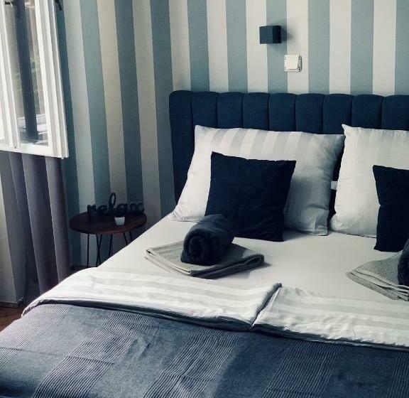 اتاق استاندارد, Hostel Sova