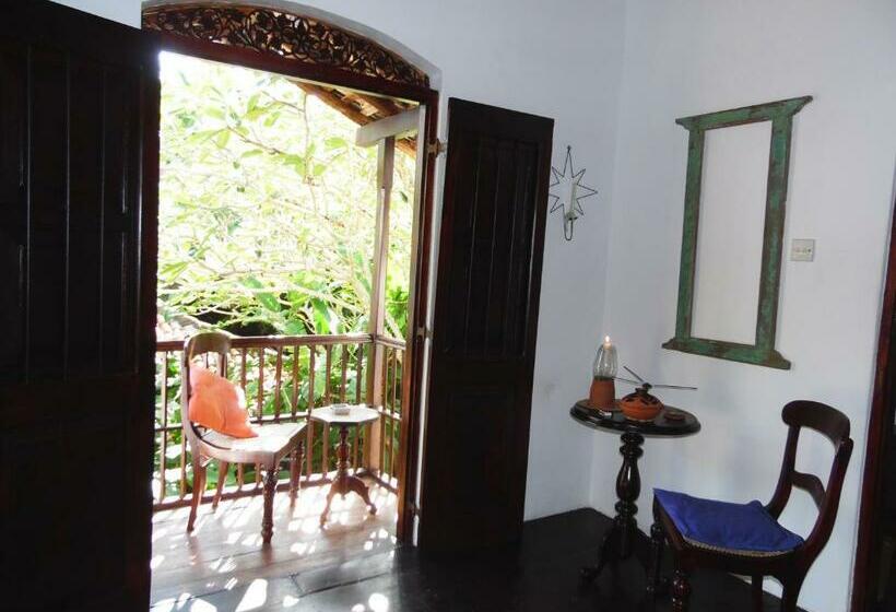 Quarto Deluxe com Sacada, The Dream House