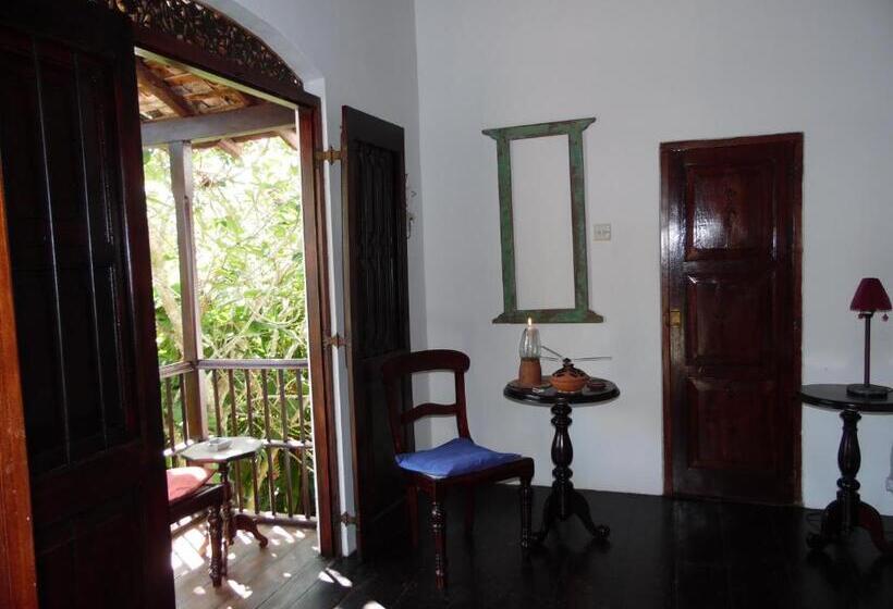 Quarto Deluxe com Sacada, The Dream House