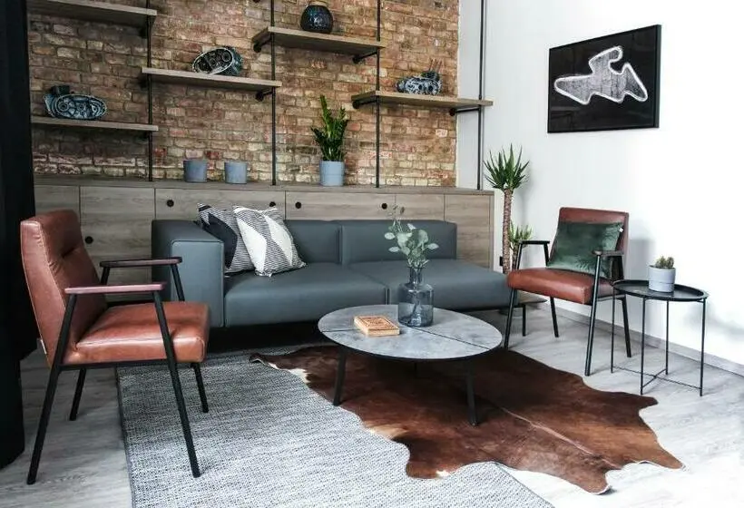 آپارتمان 1 خوابه با بالکن, Apartmánový Dům U Tomana