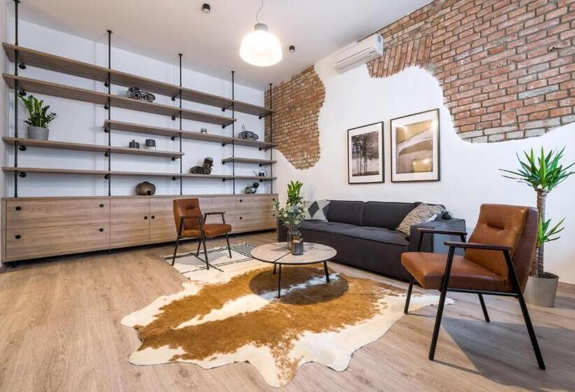 １ベッドルームアパートメント, Apartmánový Dům U Tomana