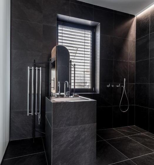 スイート, Apartmánový Dům U Tomana